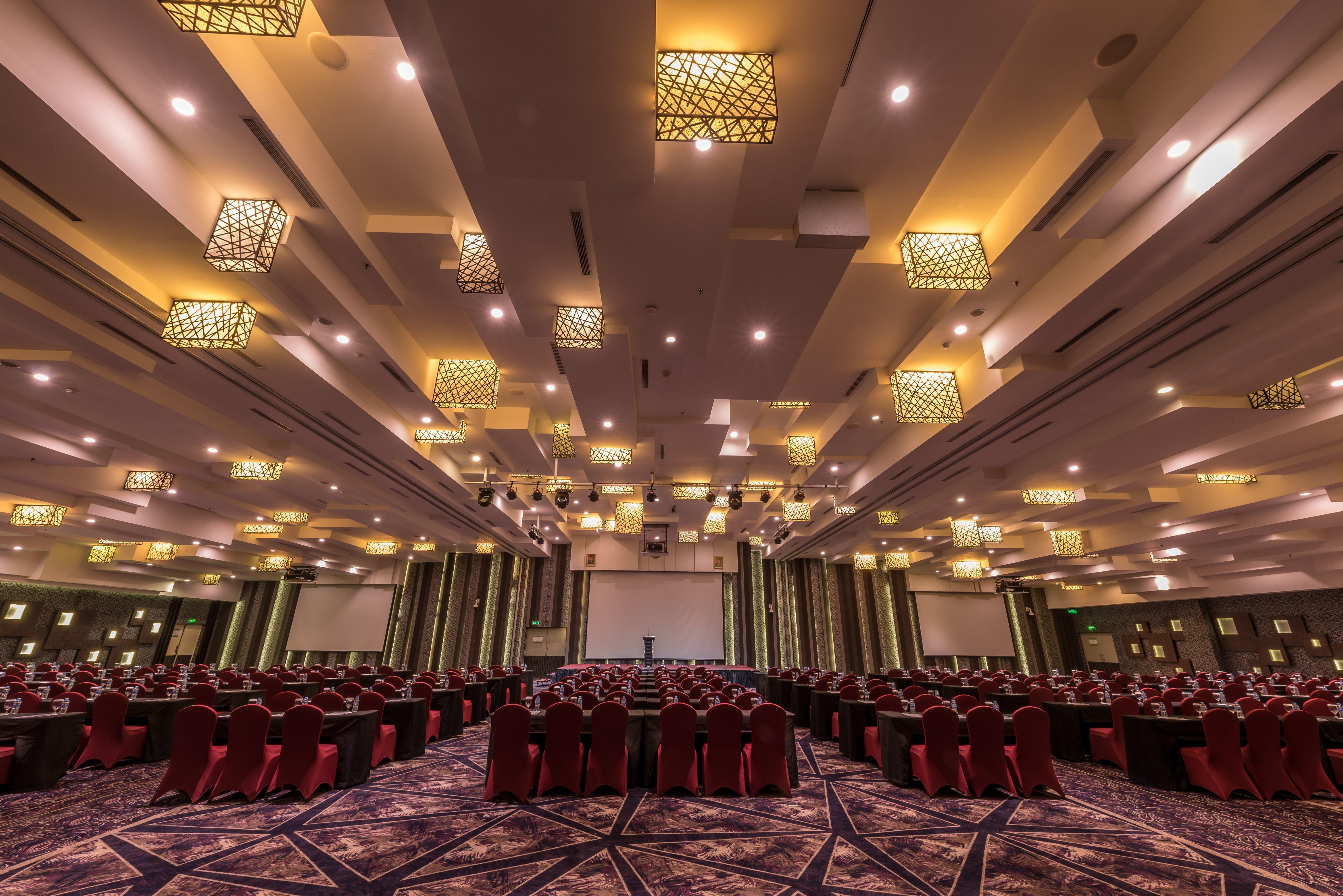 Holiday Inn Cikarang Jababeka By Ihg Εξωτερικό φωτογραφία
