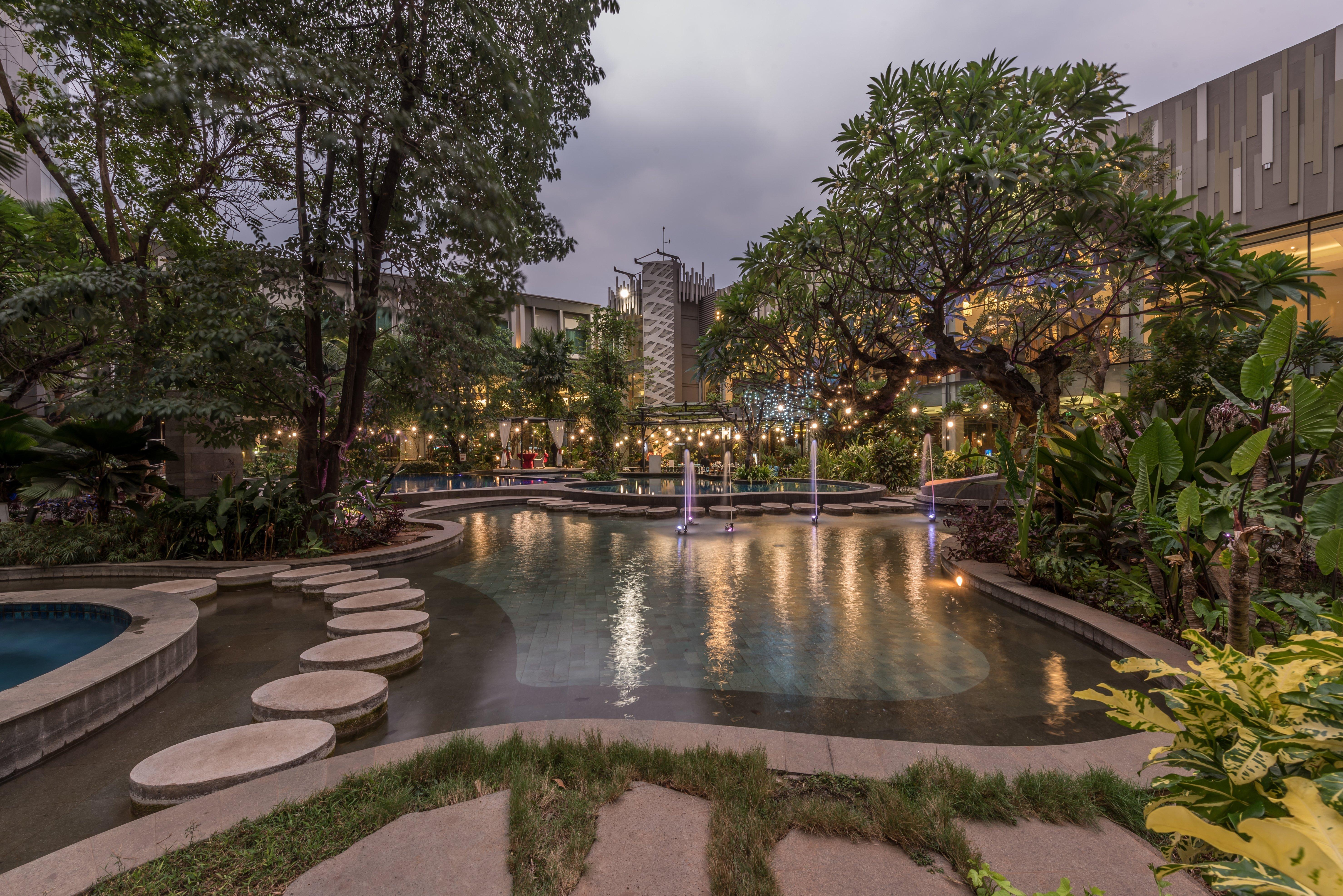 Holiday Inn Cikarang Jababeka By Ihg Εξωτερικό φωτογραφία