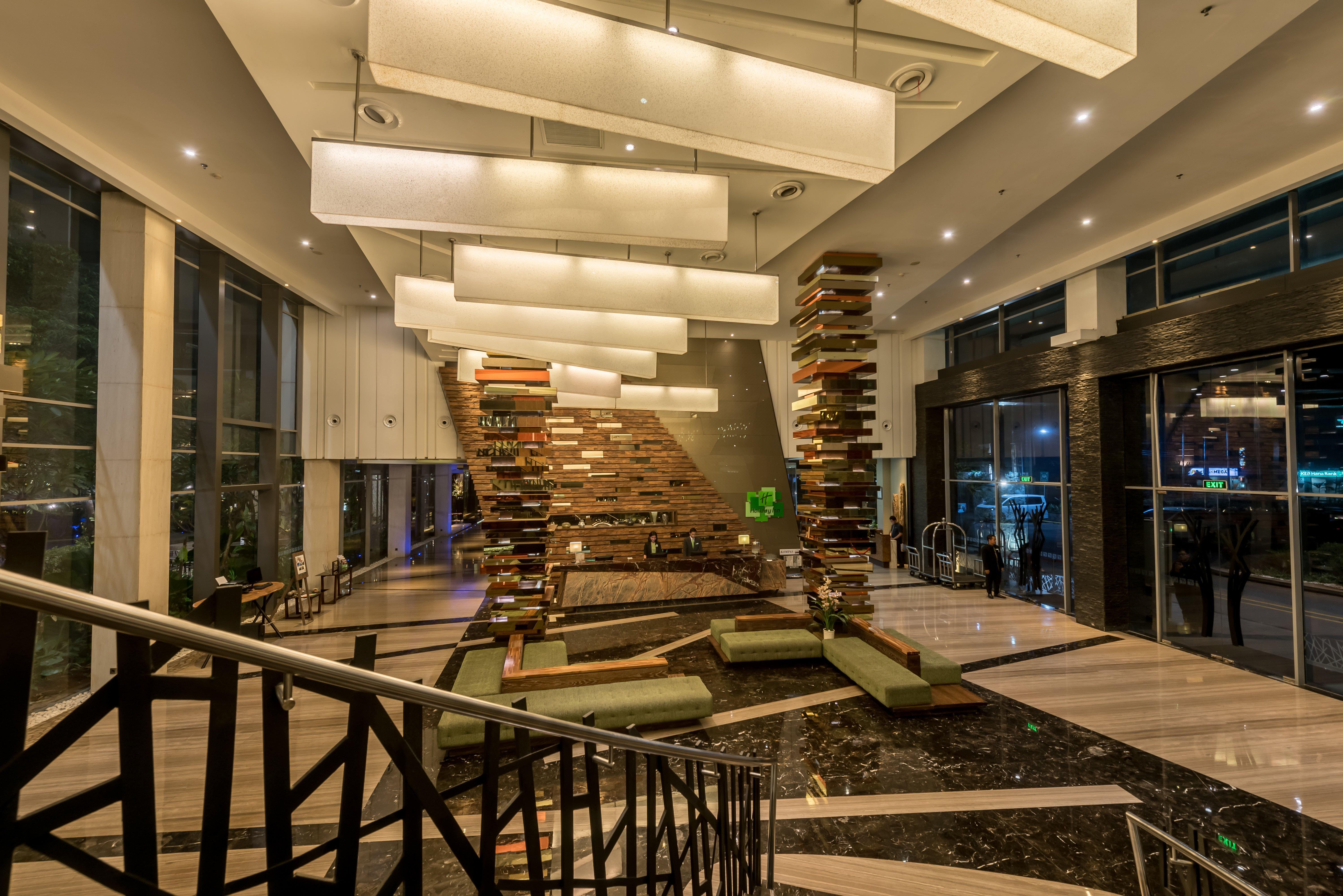 Holiday Inn Cikarang Jababeka By Ihg Εξωτερικό φωτογραφία