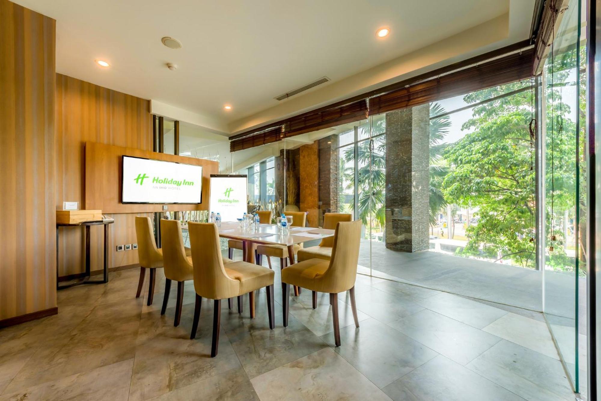 Holiday Inn Cikarang Jababeka By Ihg Εξωτερικό φωτογραφία